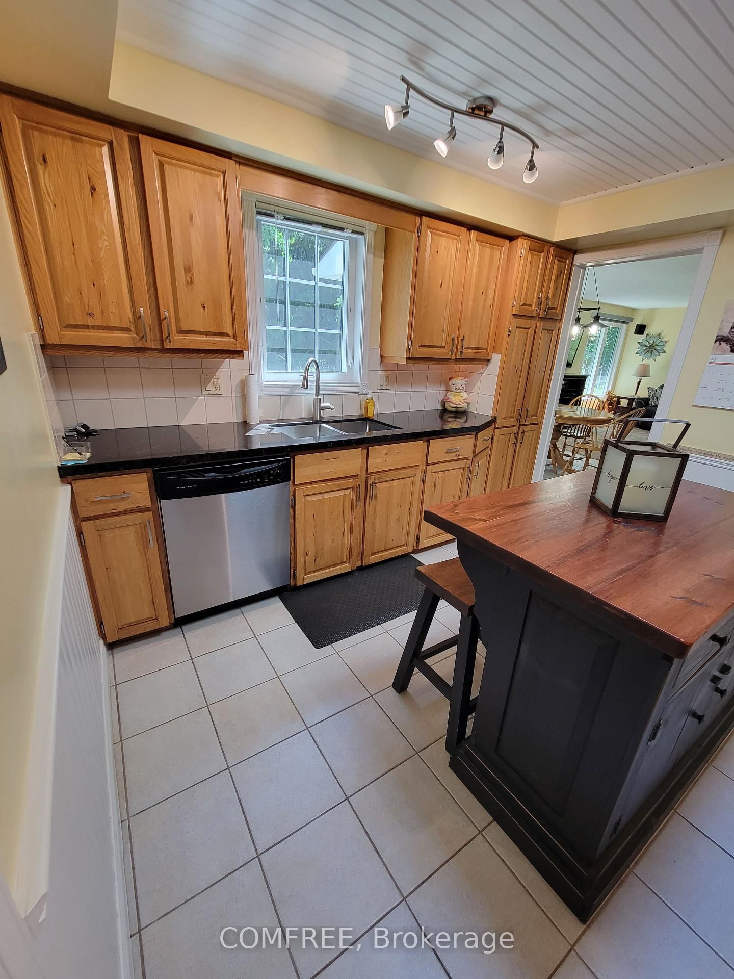 137 St George Street • St. Thomas, ON photo 13