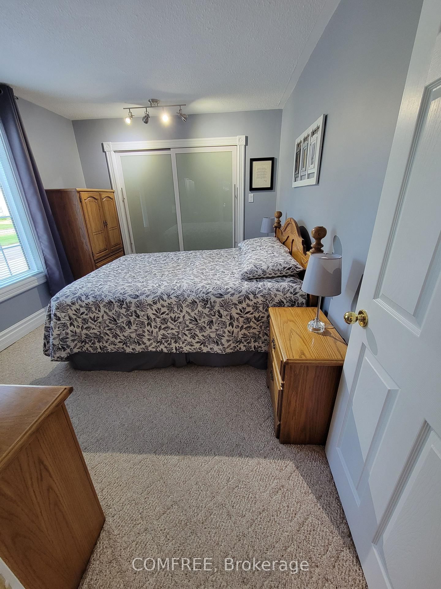 137 St George Street • St. Thomas, ON photo 21