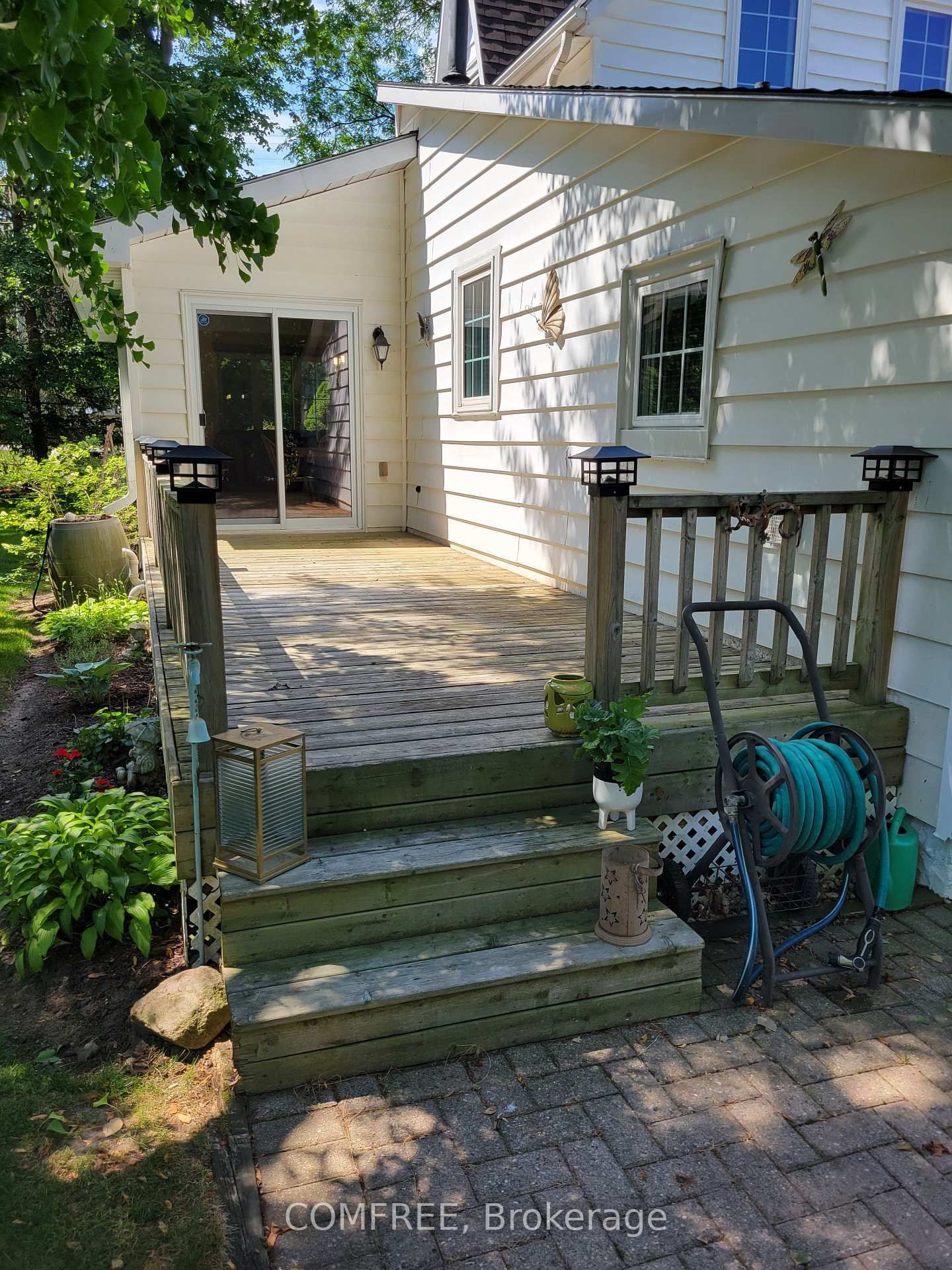 137 St George Street • St. Thomas, ON photo 4