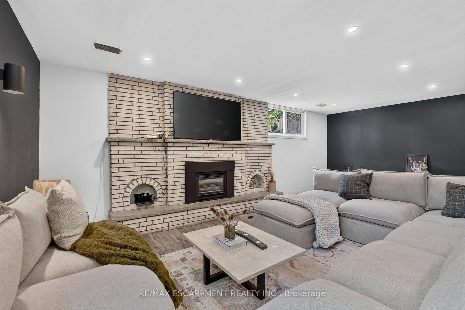 9 Leslie Drive • Hamilton, ON photo 35