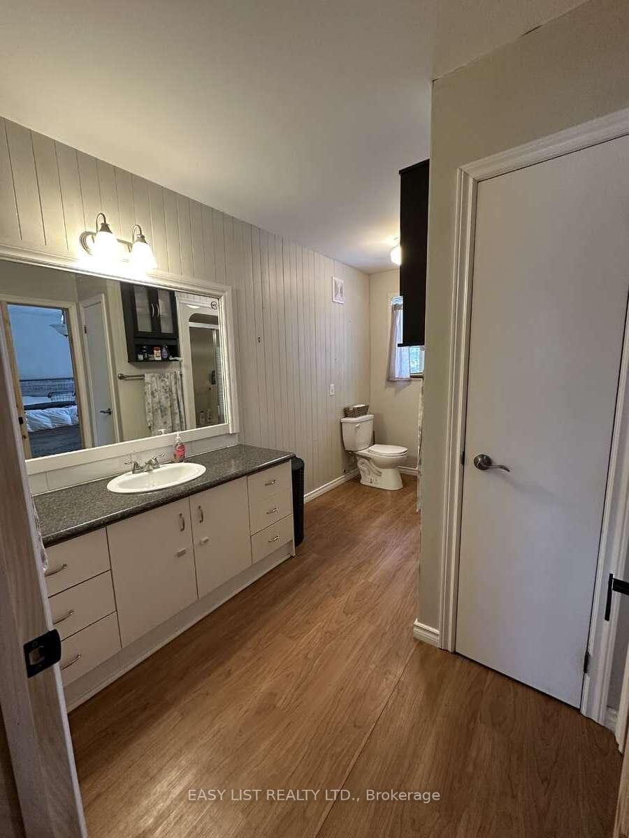 7 Fitz Avenue • South River, ON photo 12