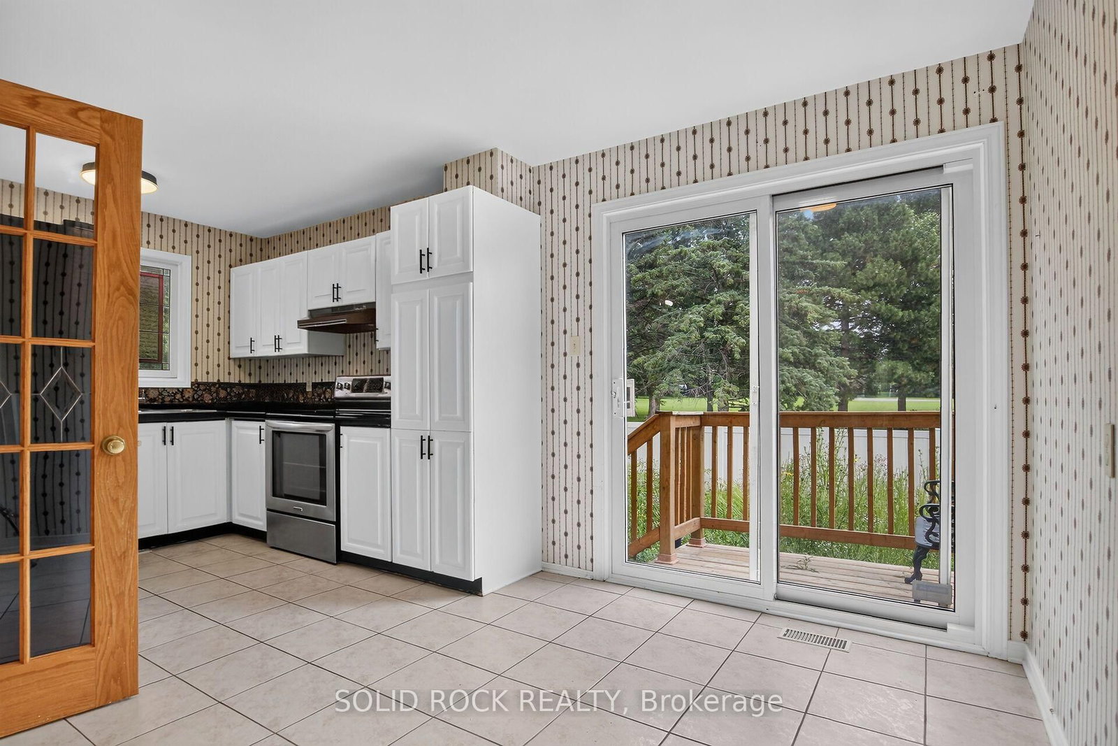 54 Huntsman Crescent • Ottawa, ON photo 11