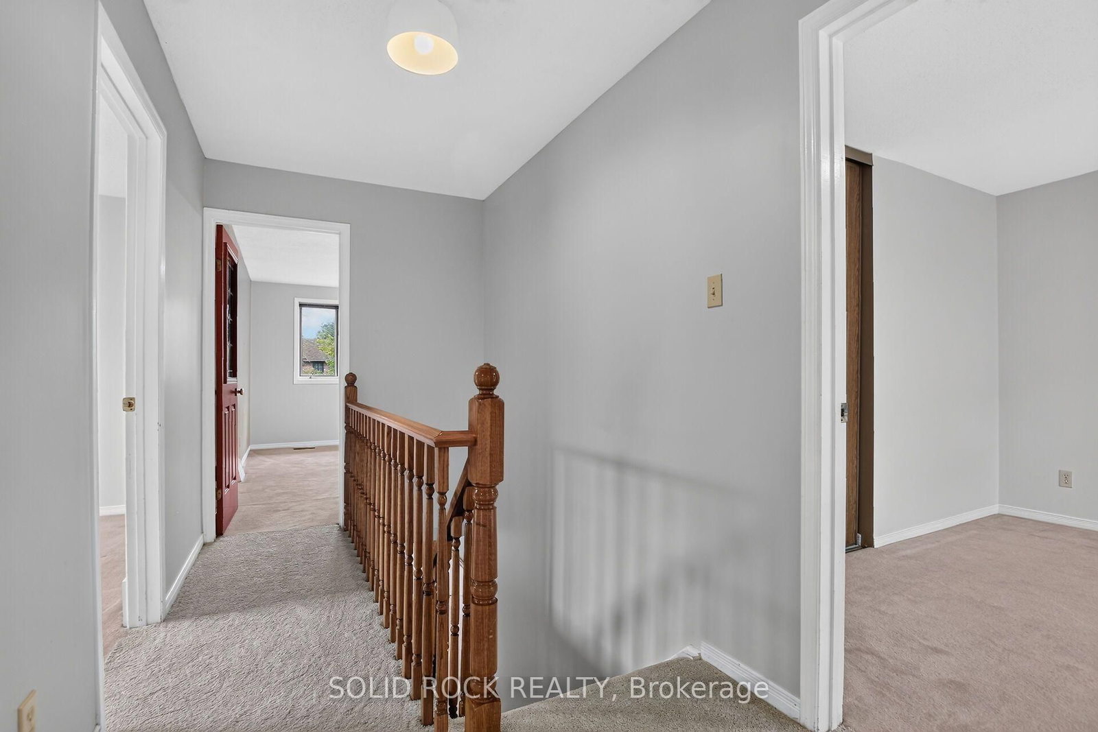 54 Huntsman Crescent • Ottawa, ON photo 17