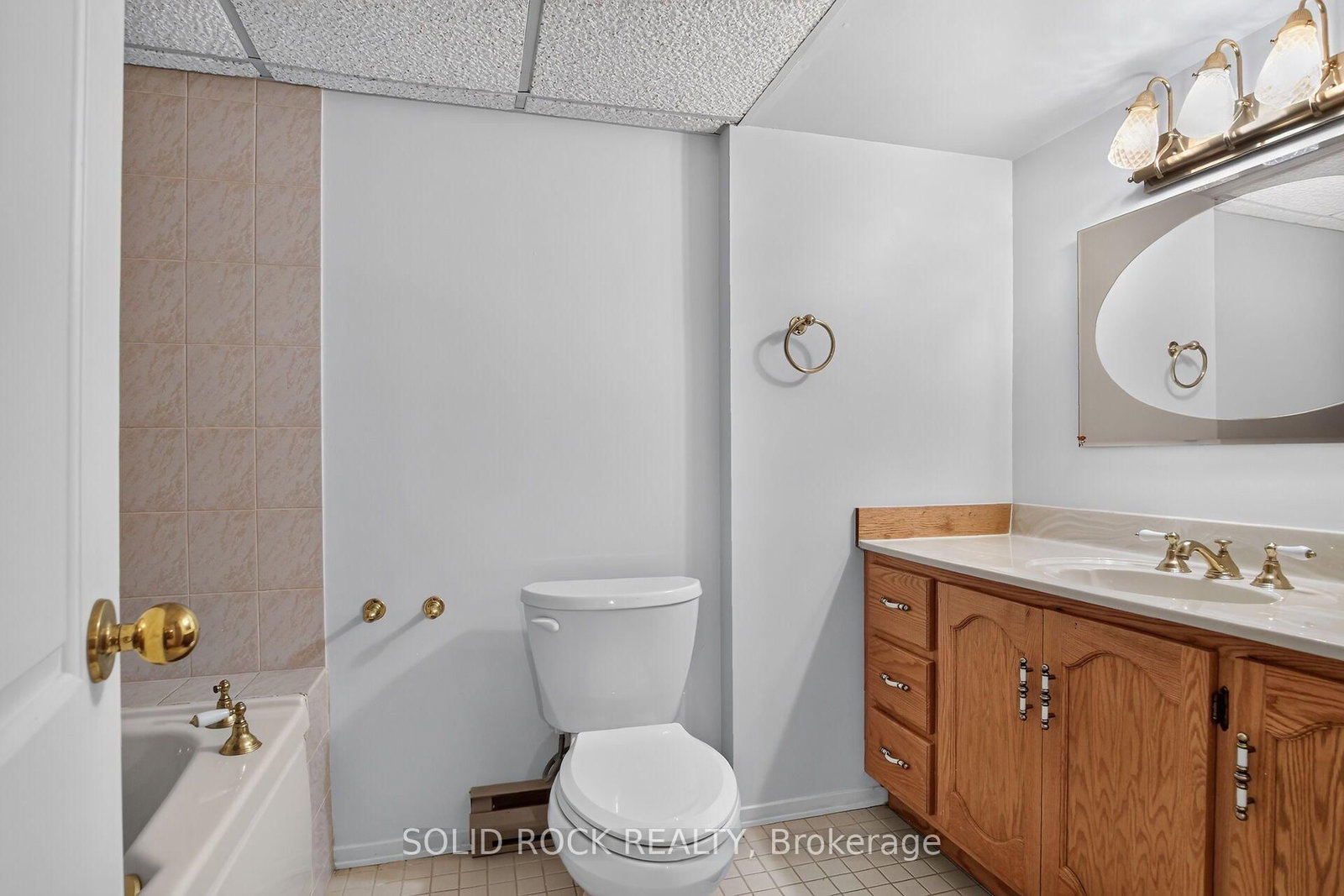 54 Huntsman Crescent • Ottawa, ON photo 31