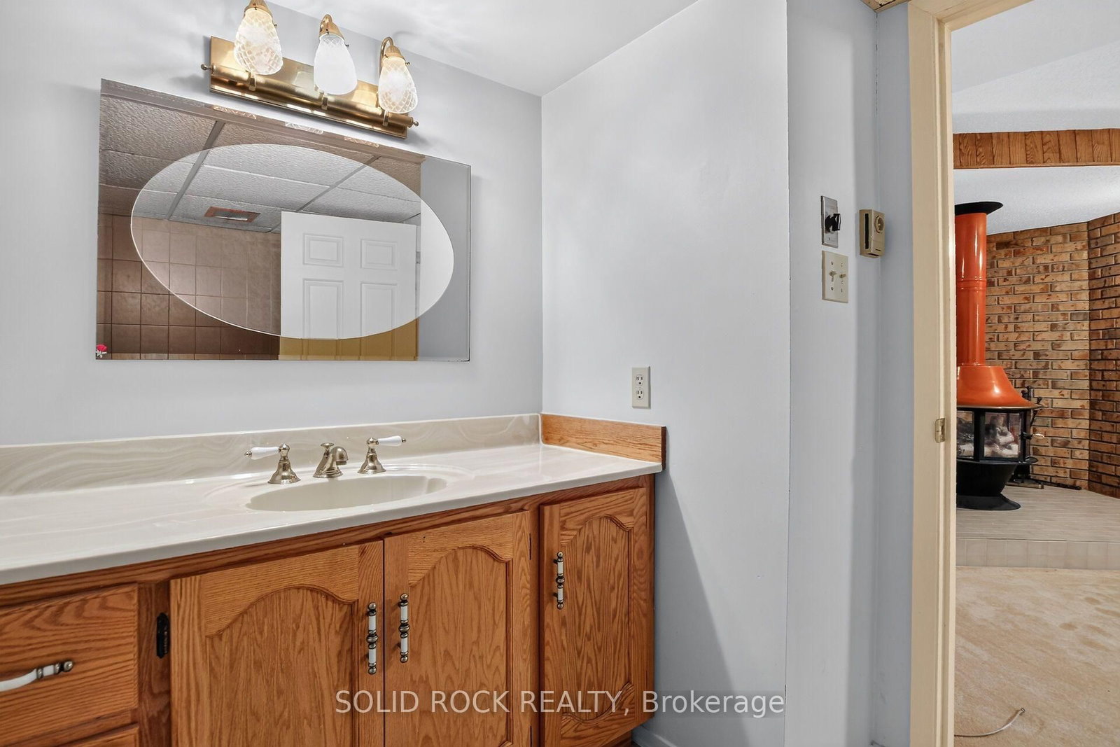 54 Huntsman Crescent • Ottawa, ON photo 32