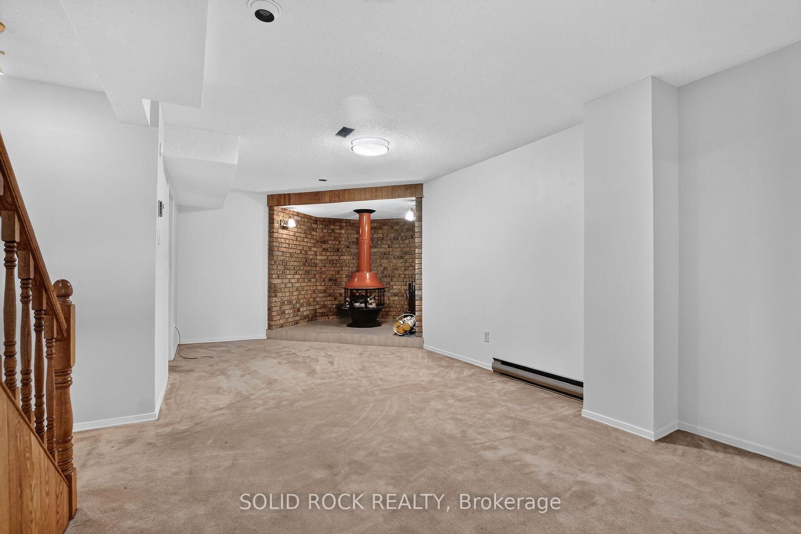 54 Huntsman Crescent • Ottawa, ON photo 35
