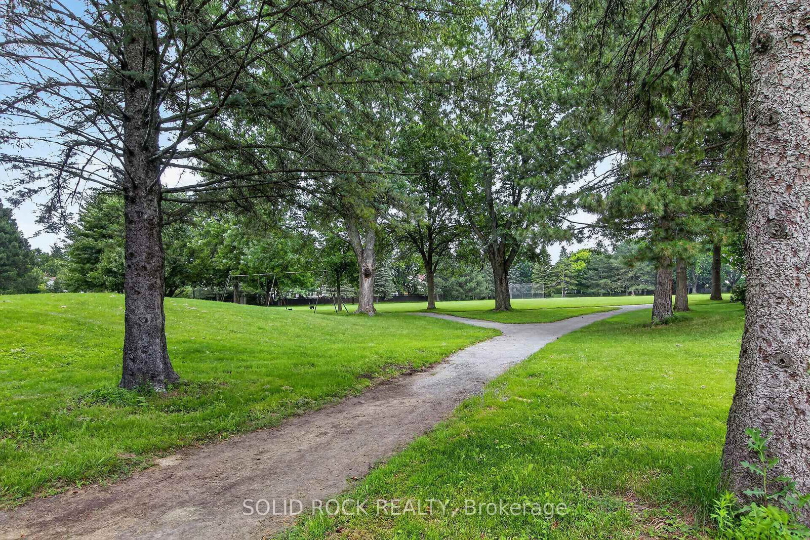 54 Huntsman Crescent • Ottawa, ON photo 44