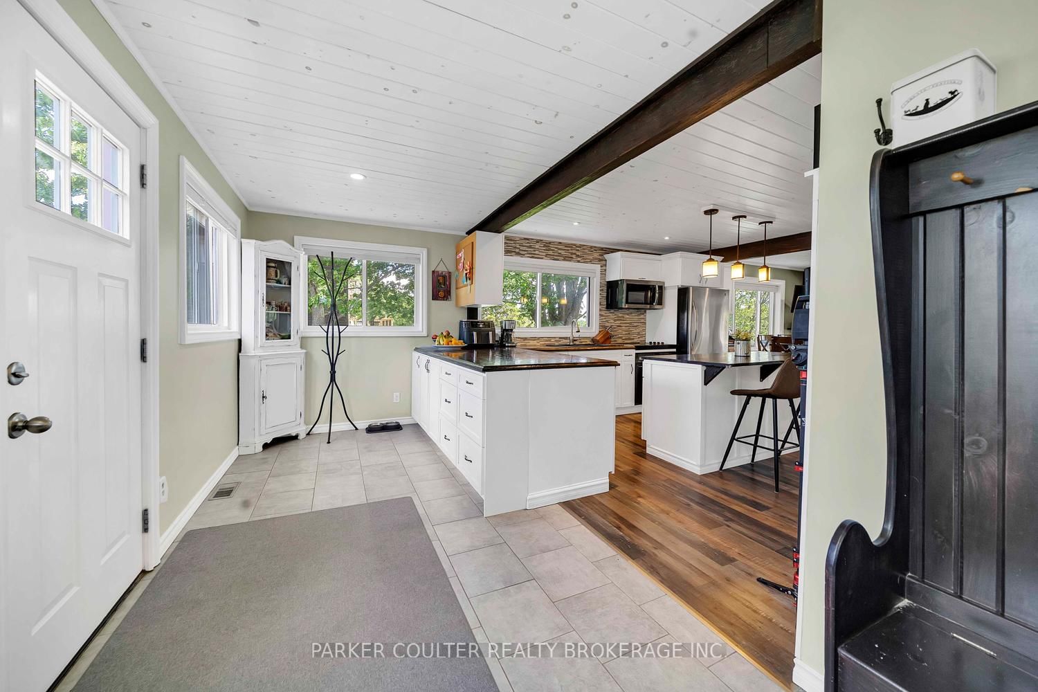 702 Highway 124 • McKellar, ON photo 2