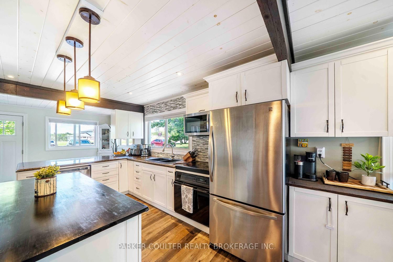 702 Highway 124 • McKellar, ON photo 7