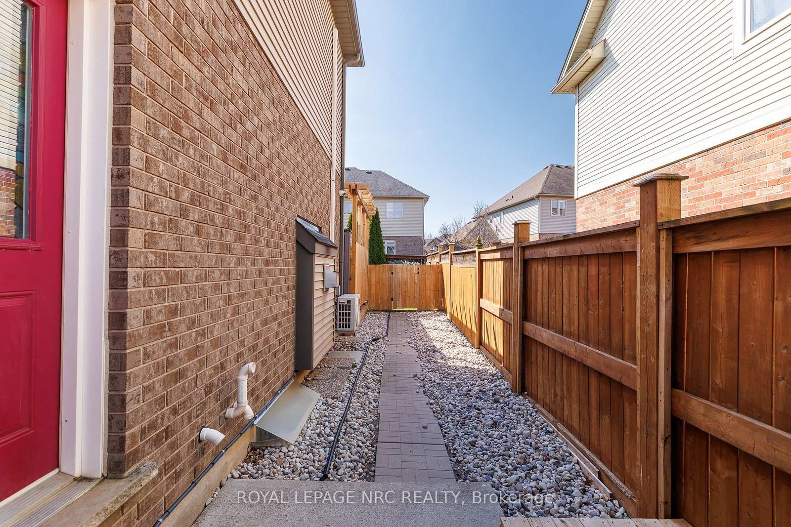 12 Wilfrid Laurier Crescent • St. Catharines, ON photo 37