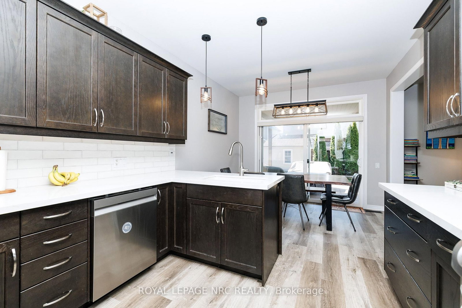 12 Wilfrid Laurier Crescent • St. Catharines, ON photo 8