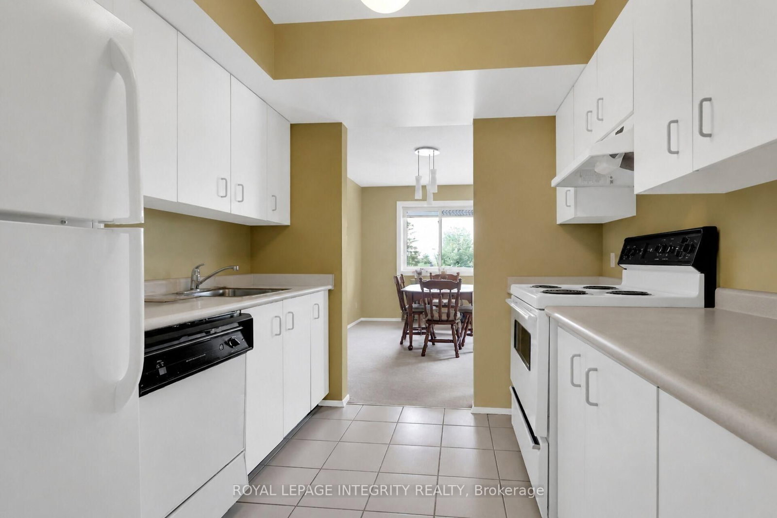 316 Lorry Greenberg Drive • #302 • Ottawa, ON photo 14