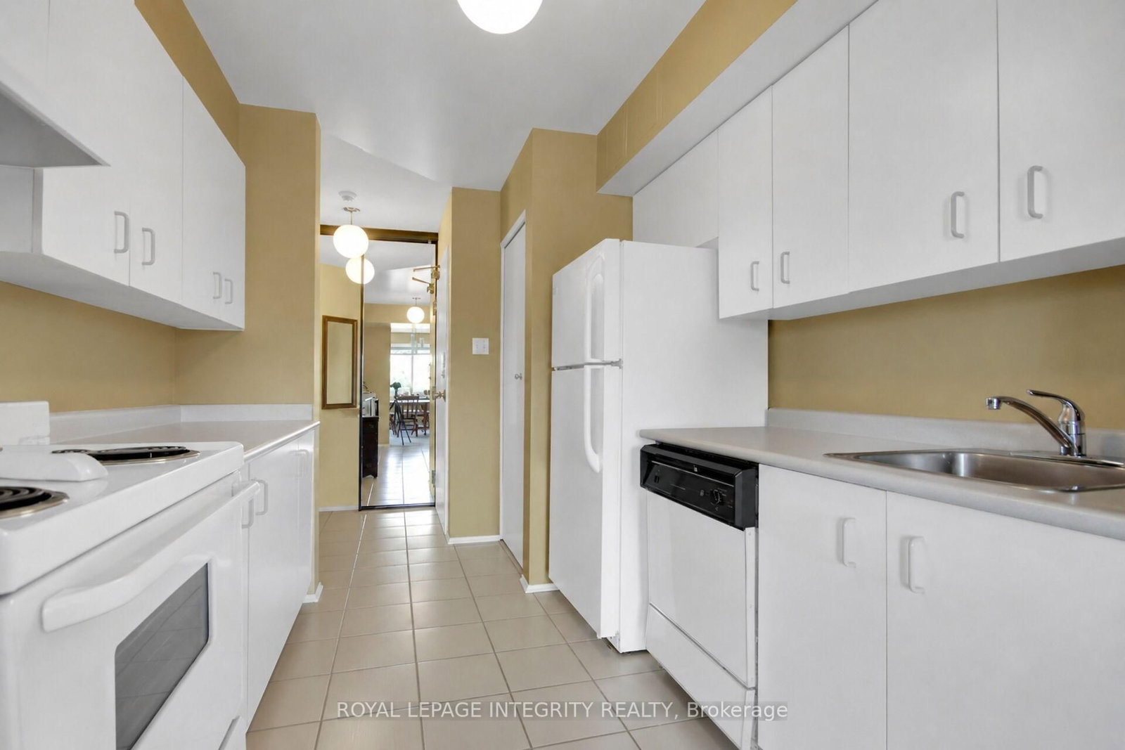 316 Lorry Greenberg Drive • #302 • Ottawa, ON photo 15
