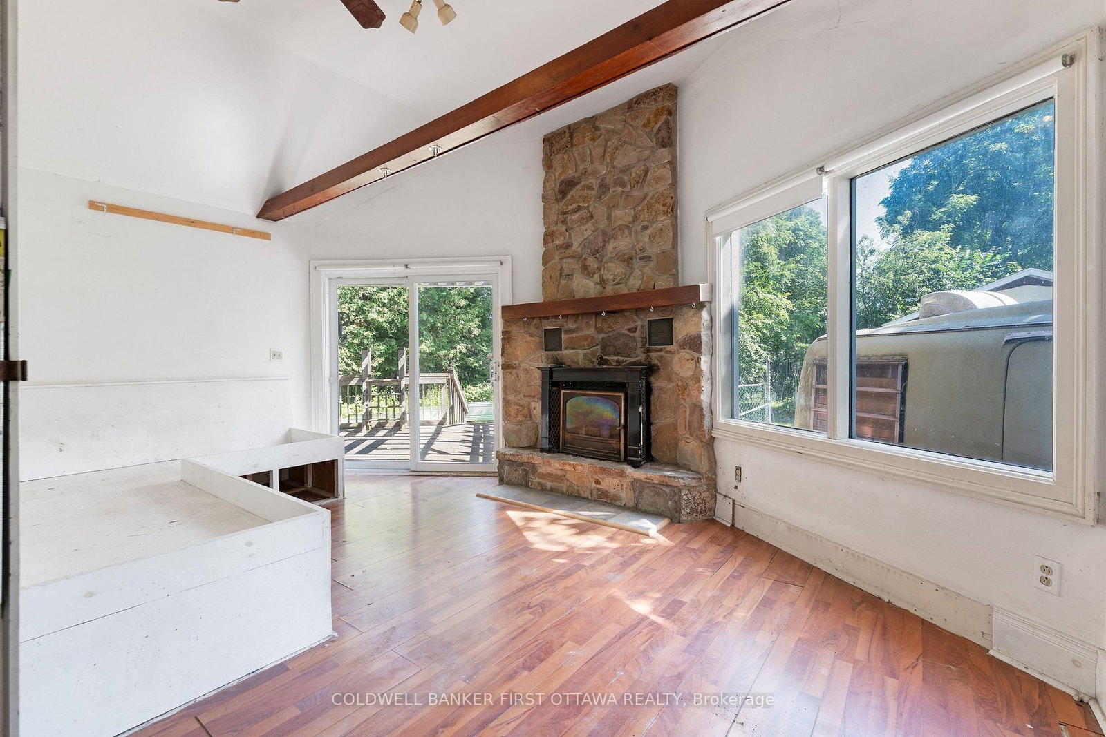 69 W Wilson Street • Perth, ON photo 21