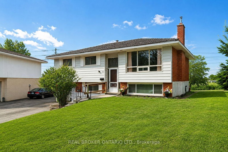 442 Blythwood Pl photo 1