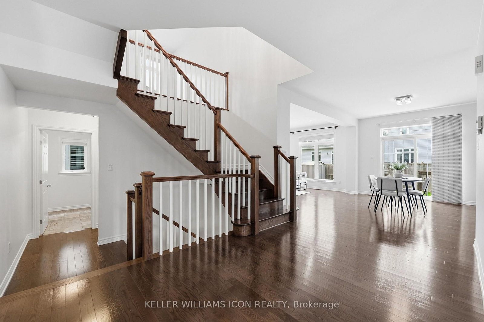 101 Brambling Way • Ottawa, ON photo 12