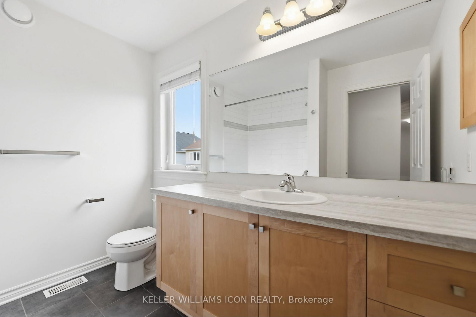101 Brambling Way • Ottawa, ON photo 38