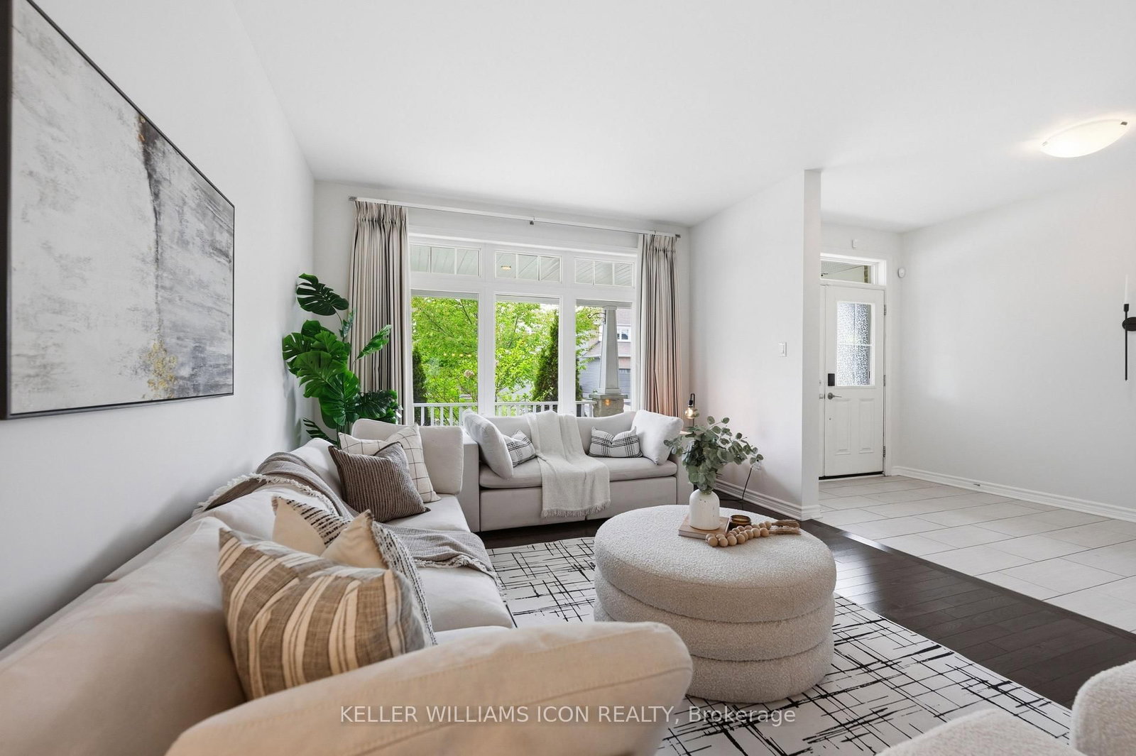 101 Brambling Way • Ottawa, ON photo 6