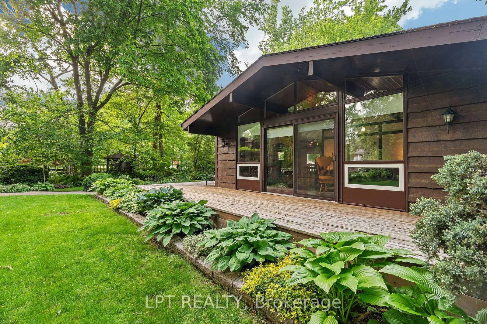8452 Defore Drive, Lambton Shores — photo 4