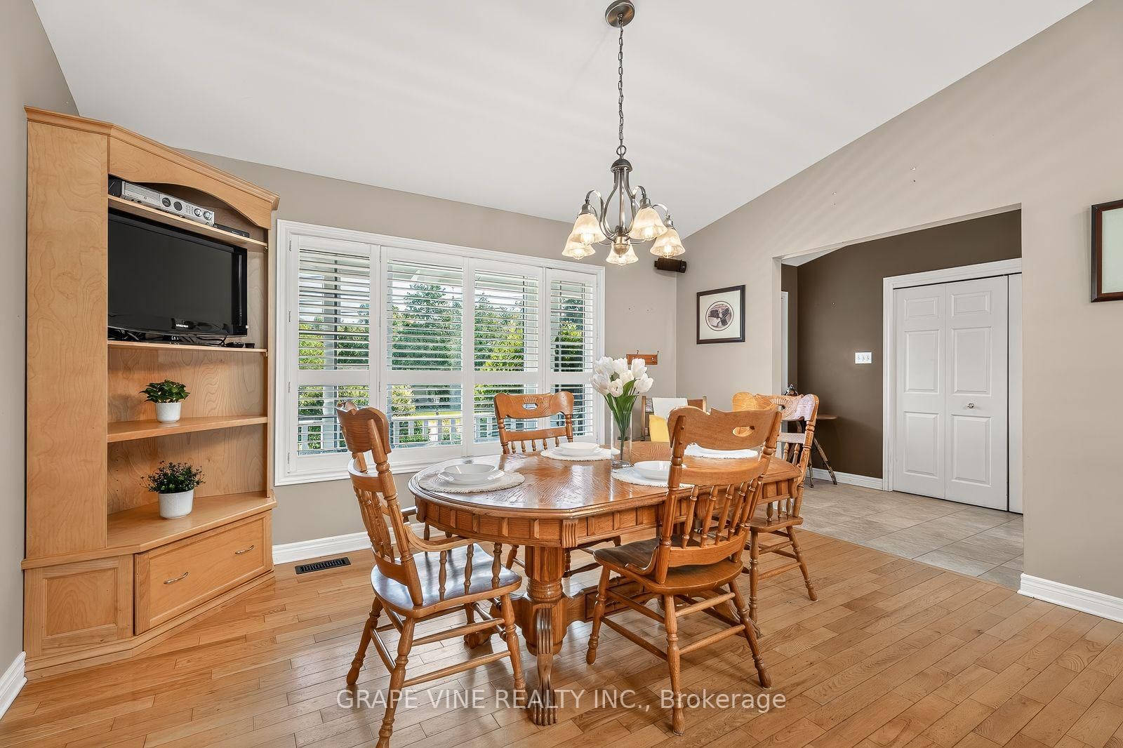 8391 Rowan Dr Drive • Metcalfe, ON photo 18