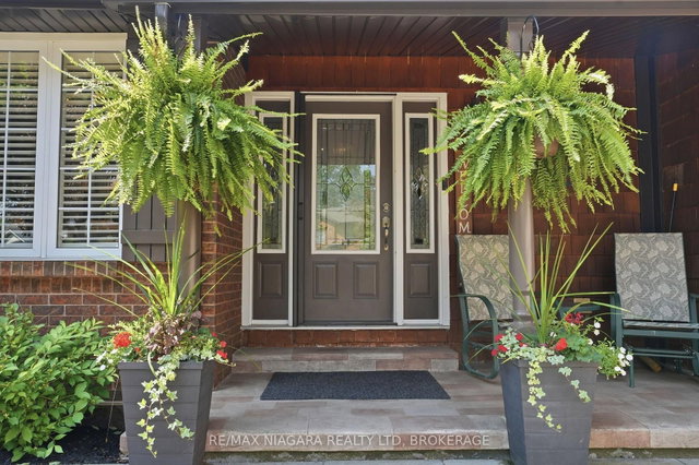 4 Vista Drive