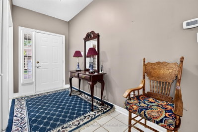 5595 Drummond Road • #1 • Niagara Falls, ON photo 2