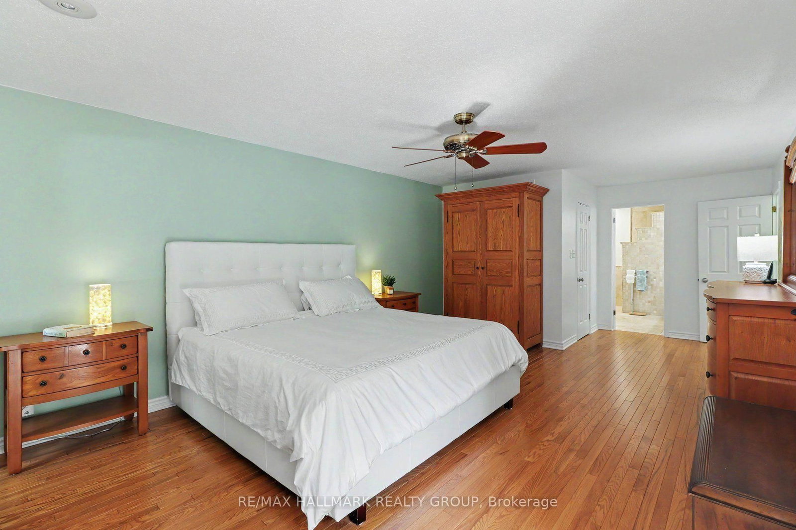 682 Kama Place • Ottawa, ON photo 18