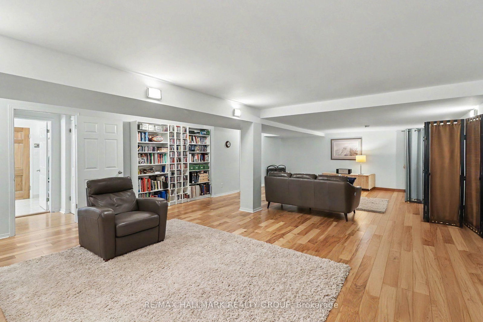 682 Kama Place • Ottawa, ON photo 27