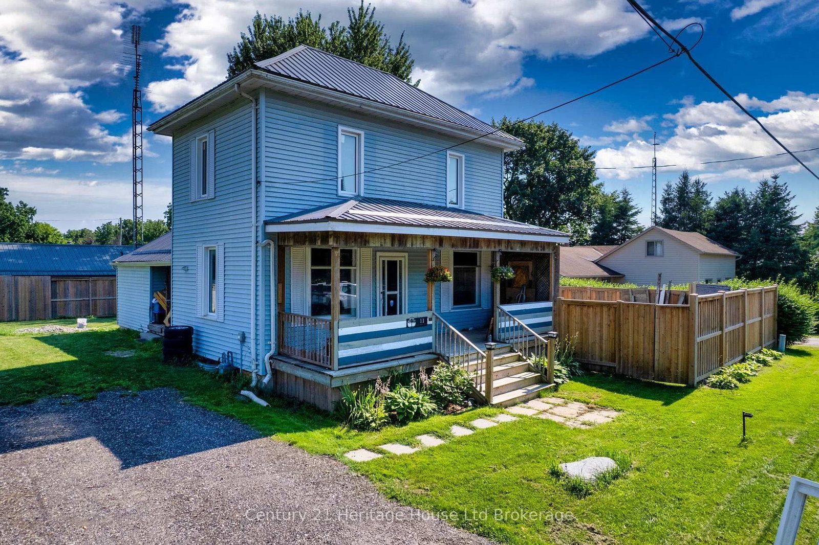 11 WOOD Street W • South-West Oxford, ON photo 3