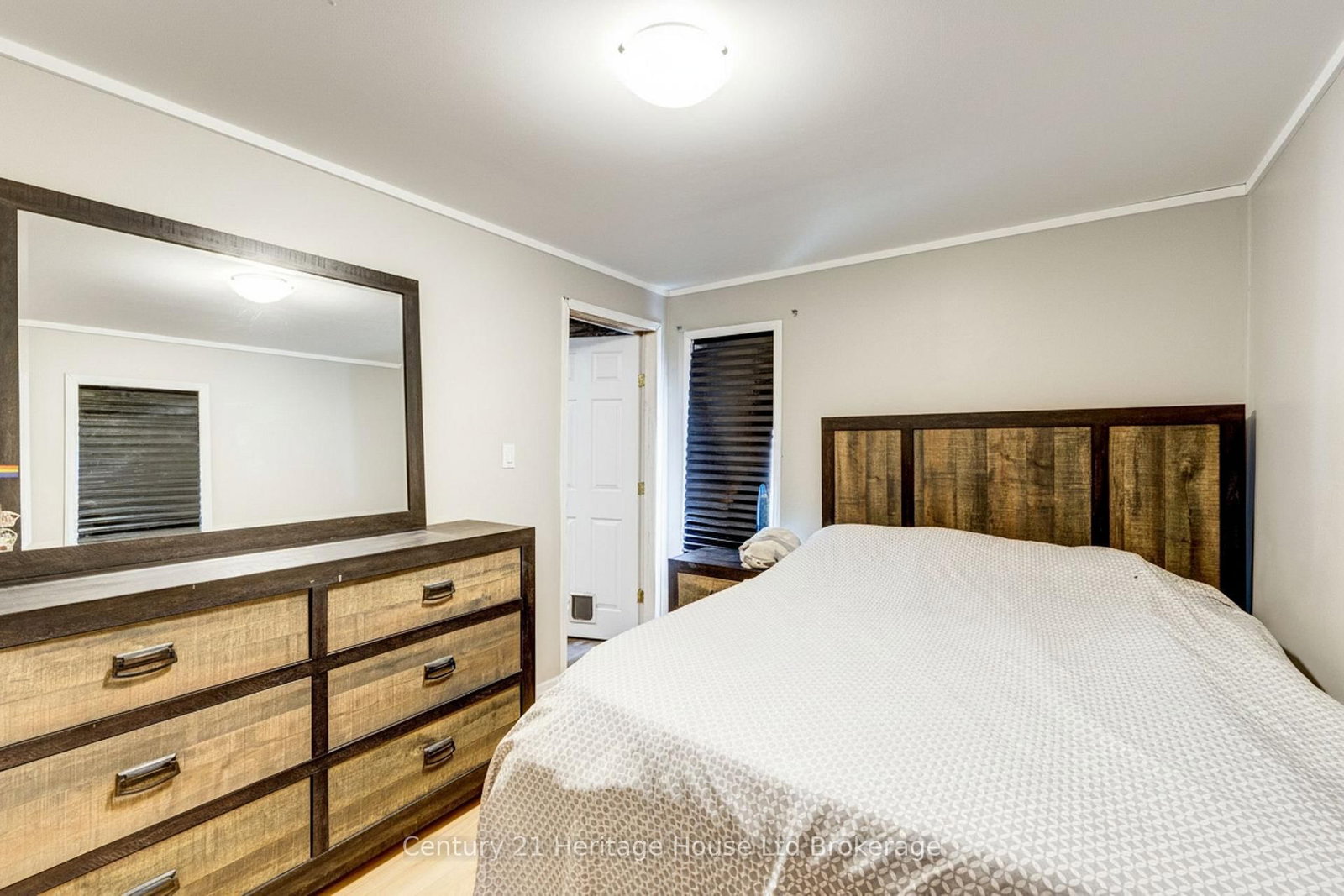 11 WOOD Street W • South-West Oxford, ON photo 36