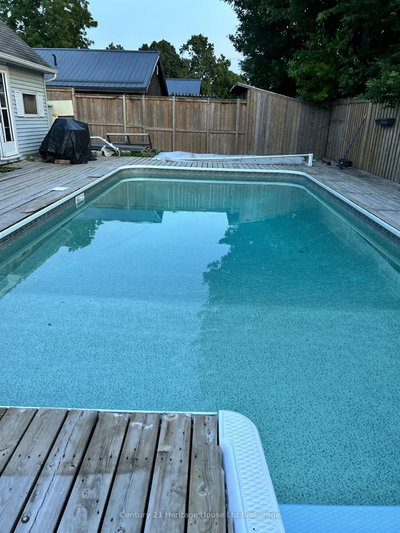 11 WOOD Street W • South-West Oxford, ON photo 5
