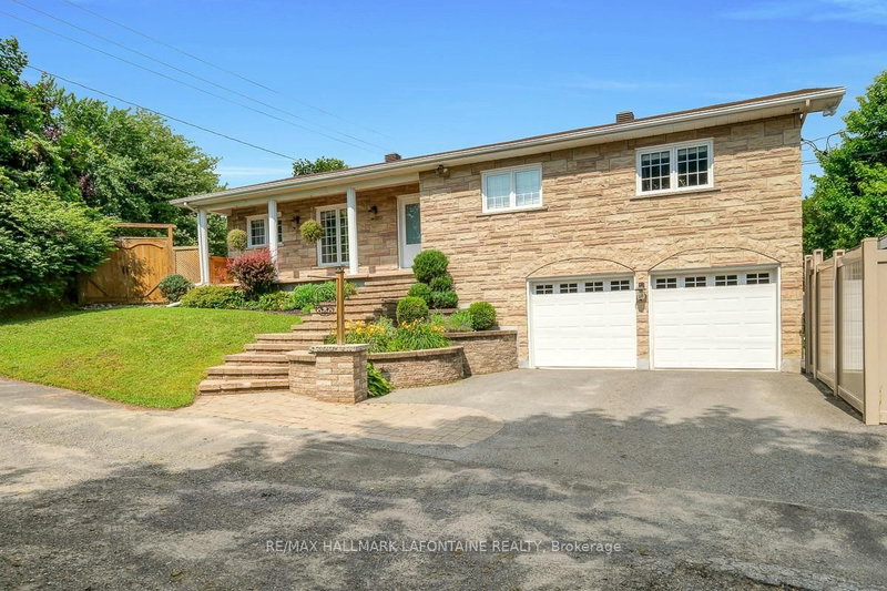 home for sale on 1255 Laurier Street