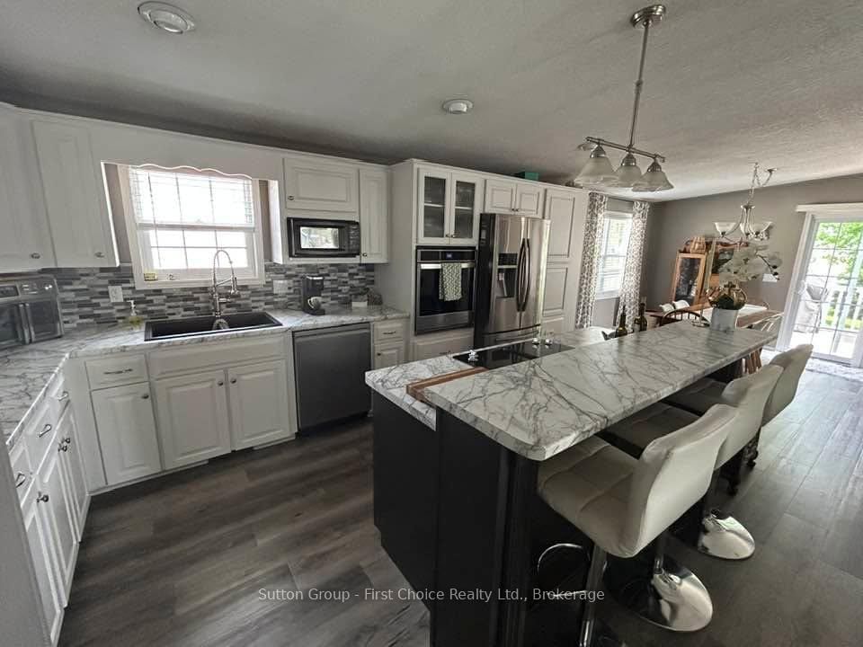14 25 Thames Road • St. Marys, ON photo 9
