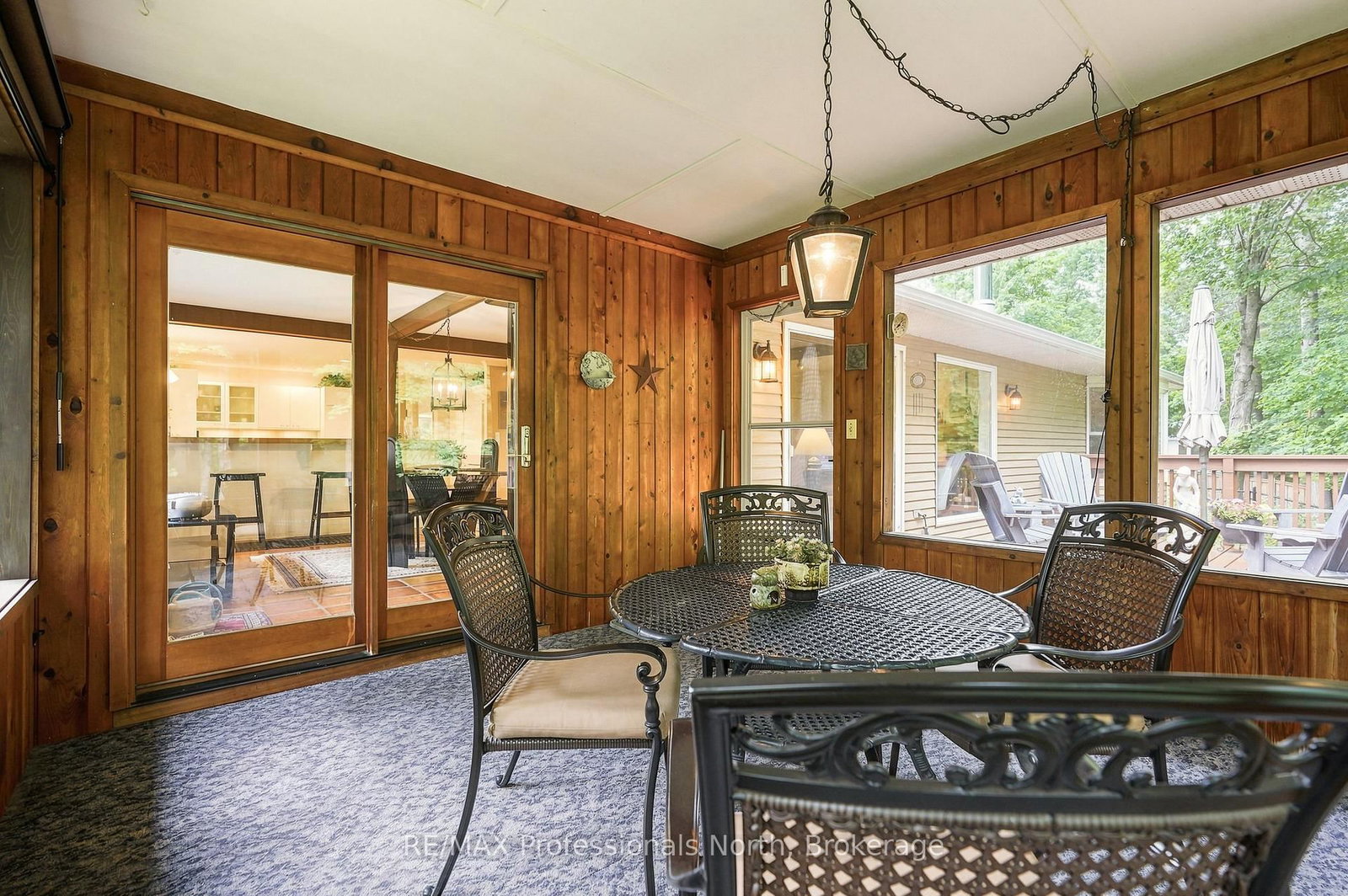 8 PALMER Court • Bracebridge, ON photo 16