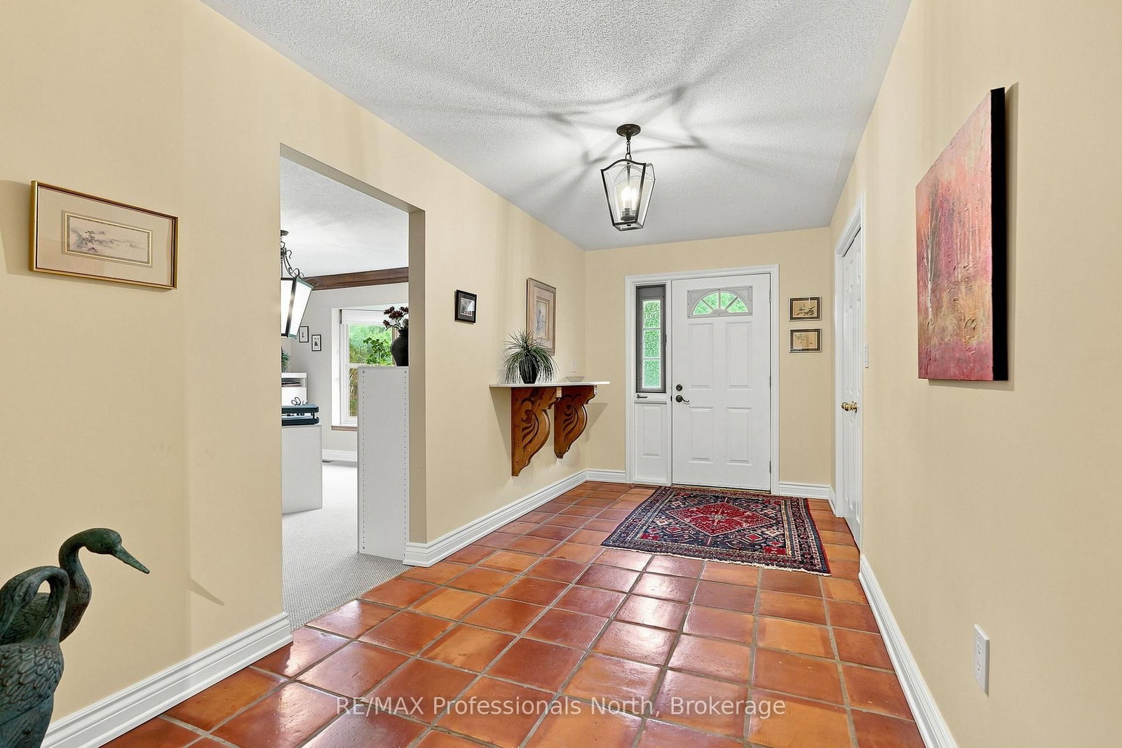 8 PALMER Court • Bracebridge, ON photo 9