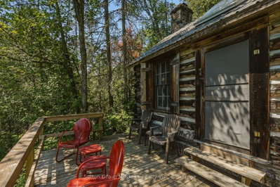 1569 Dyer Memorial Road • Huntsville, ON photo 5