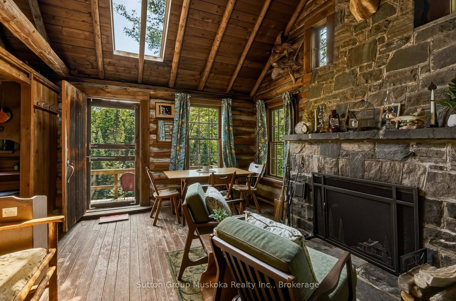 1569 Dyer Memorial Road • Huntsville, ON photo 8