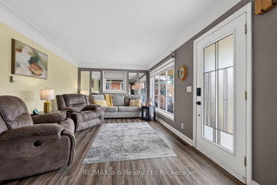 5 George Street • Norwich, ON photo 3