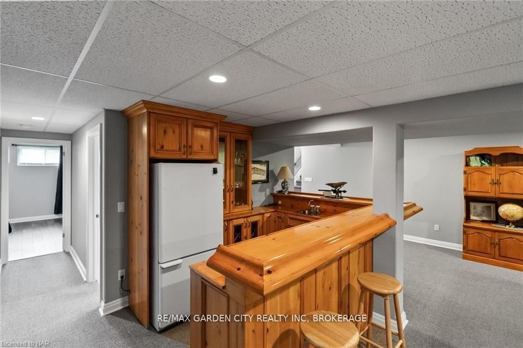100 E Thorold Road • Welland, ON photo 28