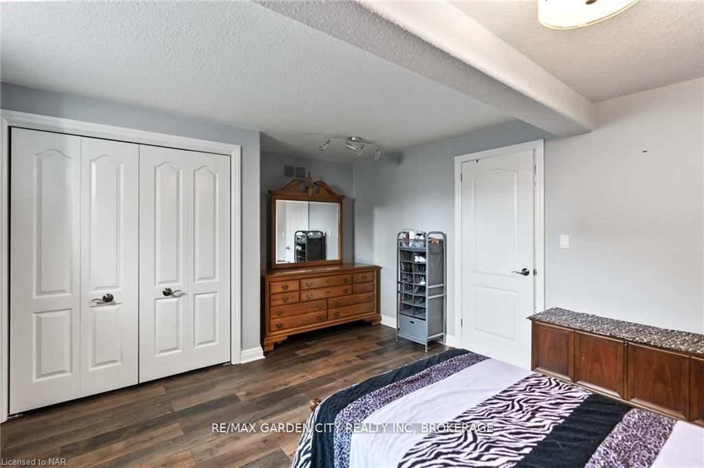 100 E Thorold Road • Welland, ON photo 32