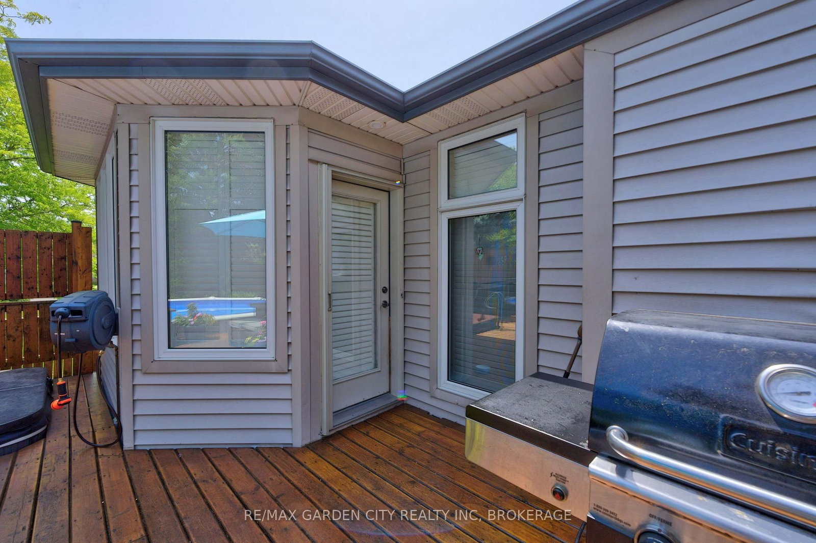 100 E Thorold Road • Welland, ON photo 34
