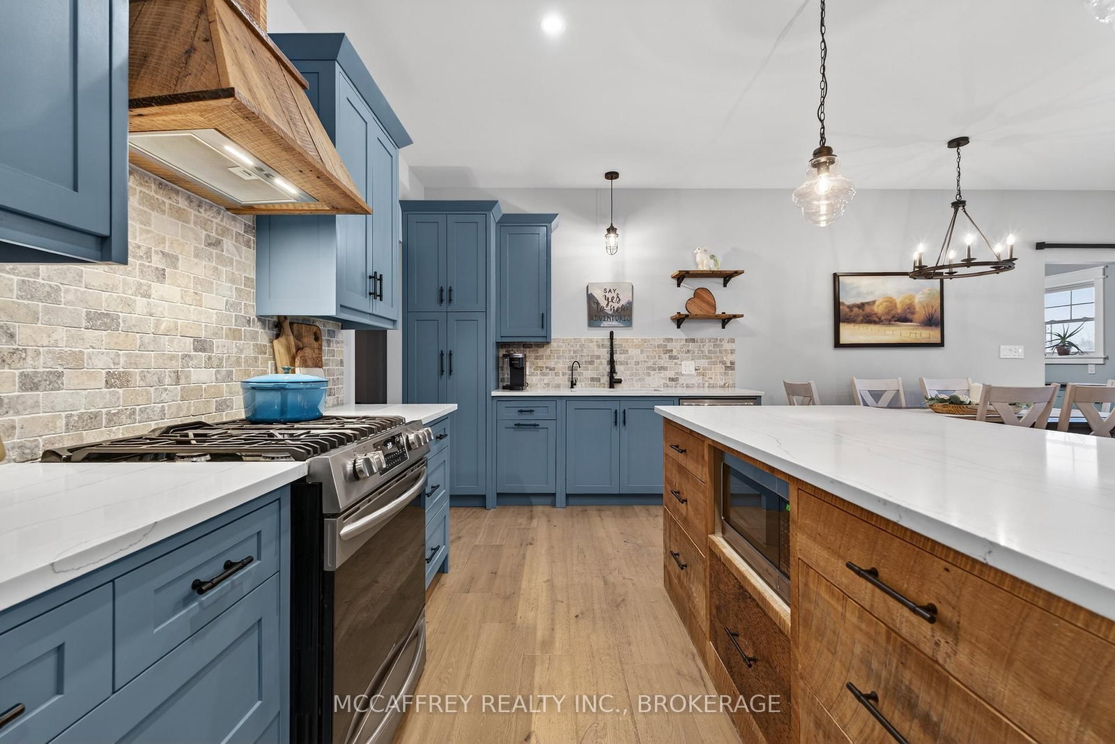 1930 County Rd 9 • Napanee, ON photo 10