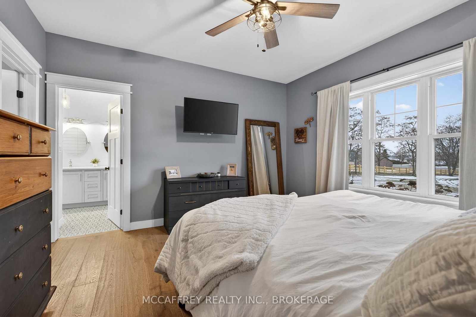 1930 County Rd 9 • Napanee, ON photo 19