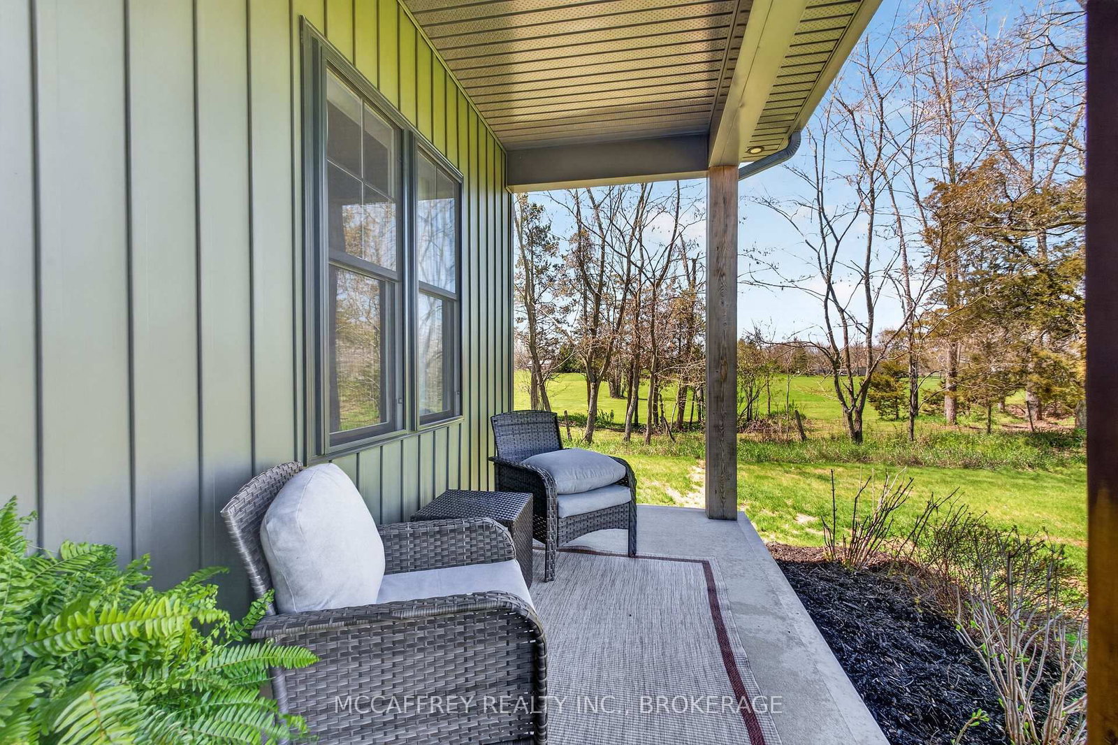 1930 County Rd 9 • Napanee, ON photo 2