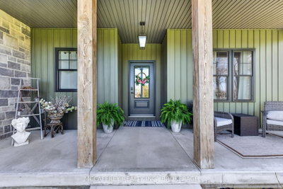 1930 County Rd 9 • Napanee, ON photo 3