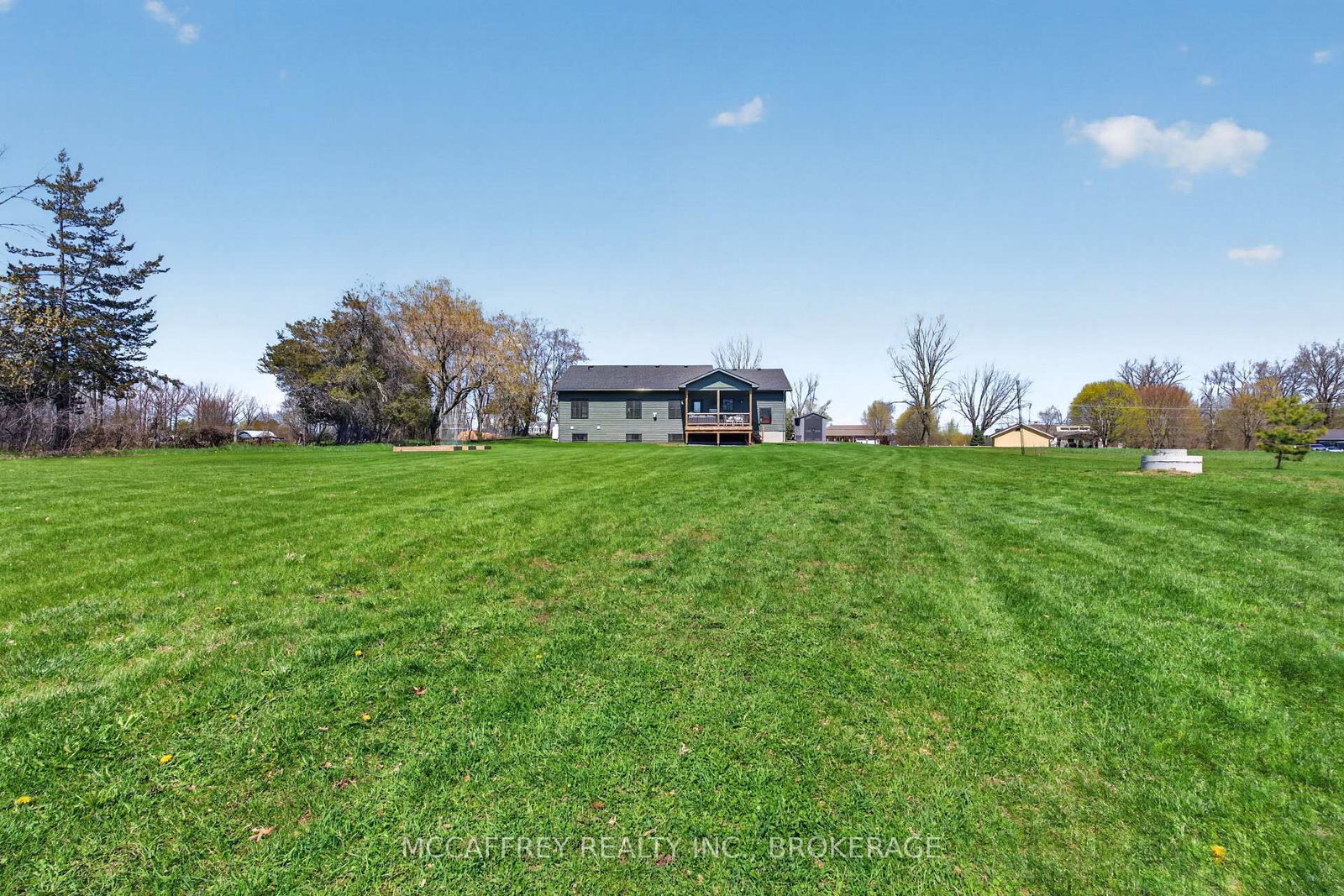 1930 County Rd 9 • Napanee, ON photo 39