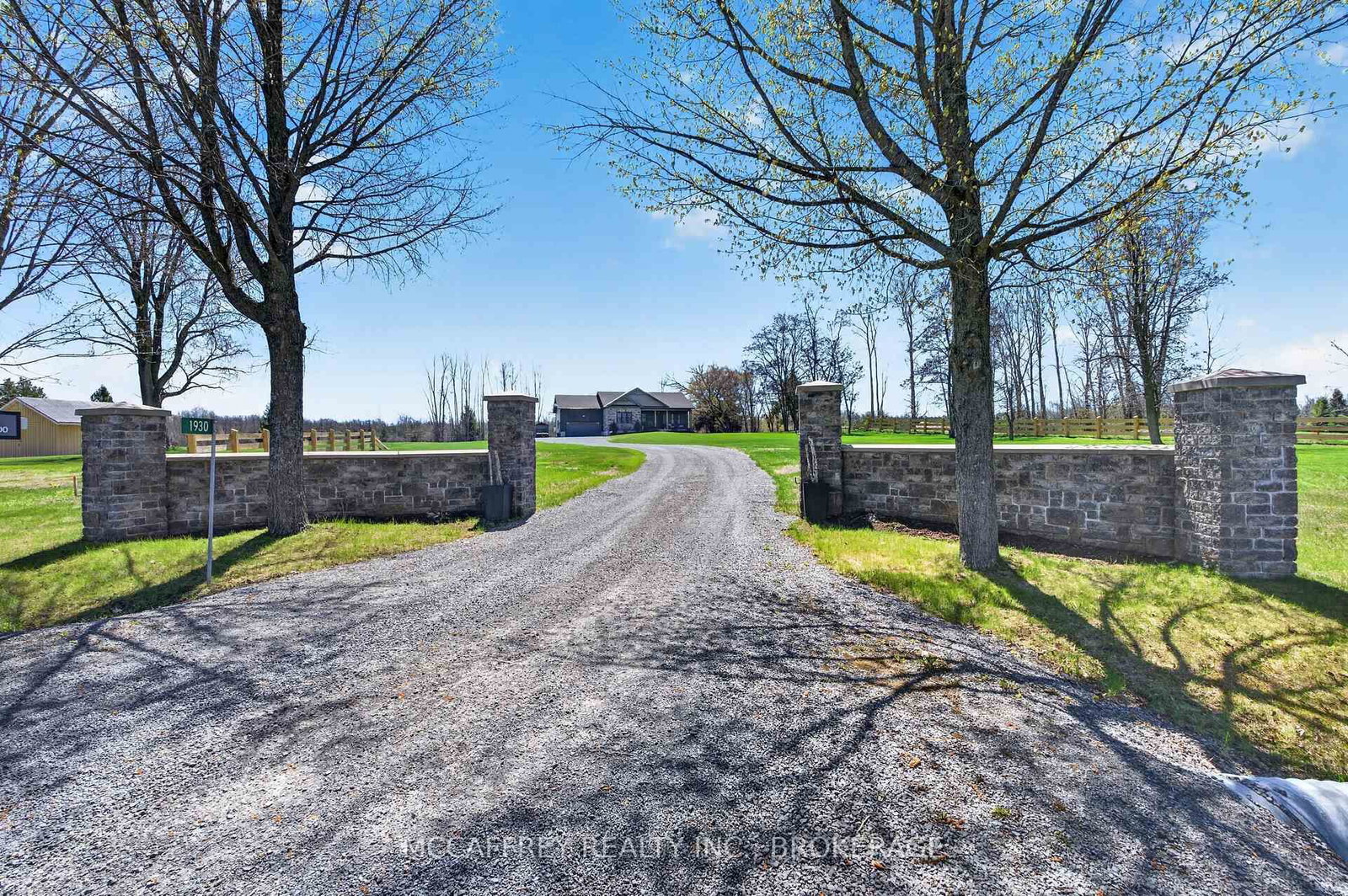 1930 County Rd 9 • Napanee, ON photo 40