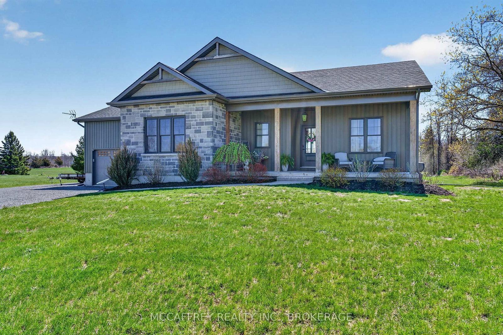 1930 County Rd 9 • Napanee, ON photo 41