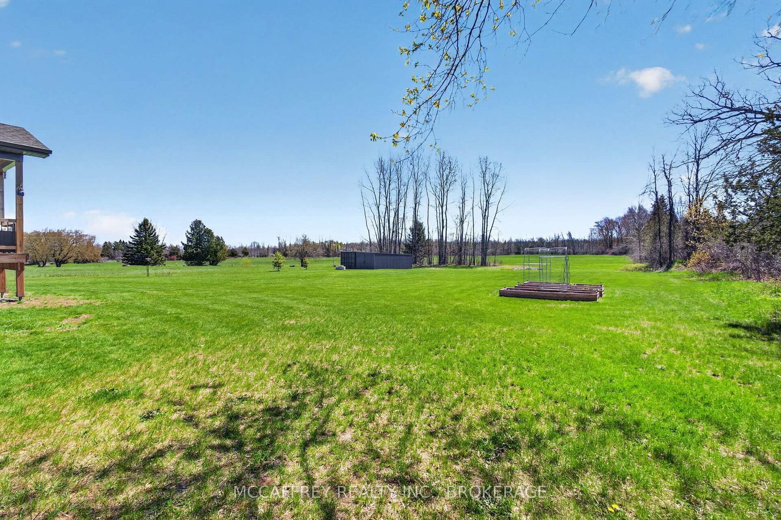 1930 County Rd 9 • Napanee, ON photo 42