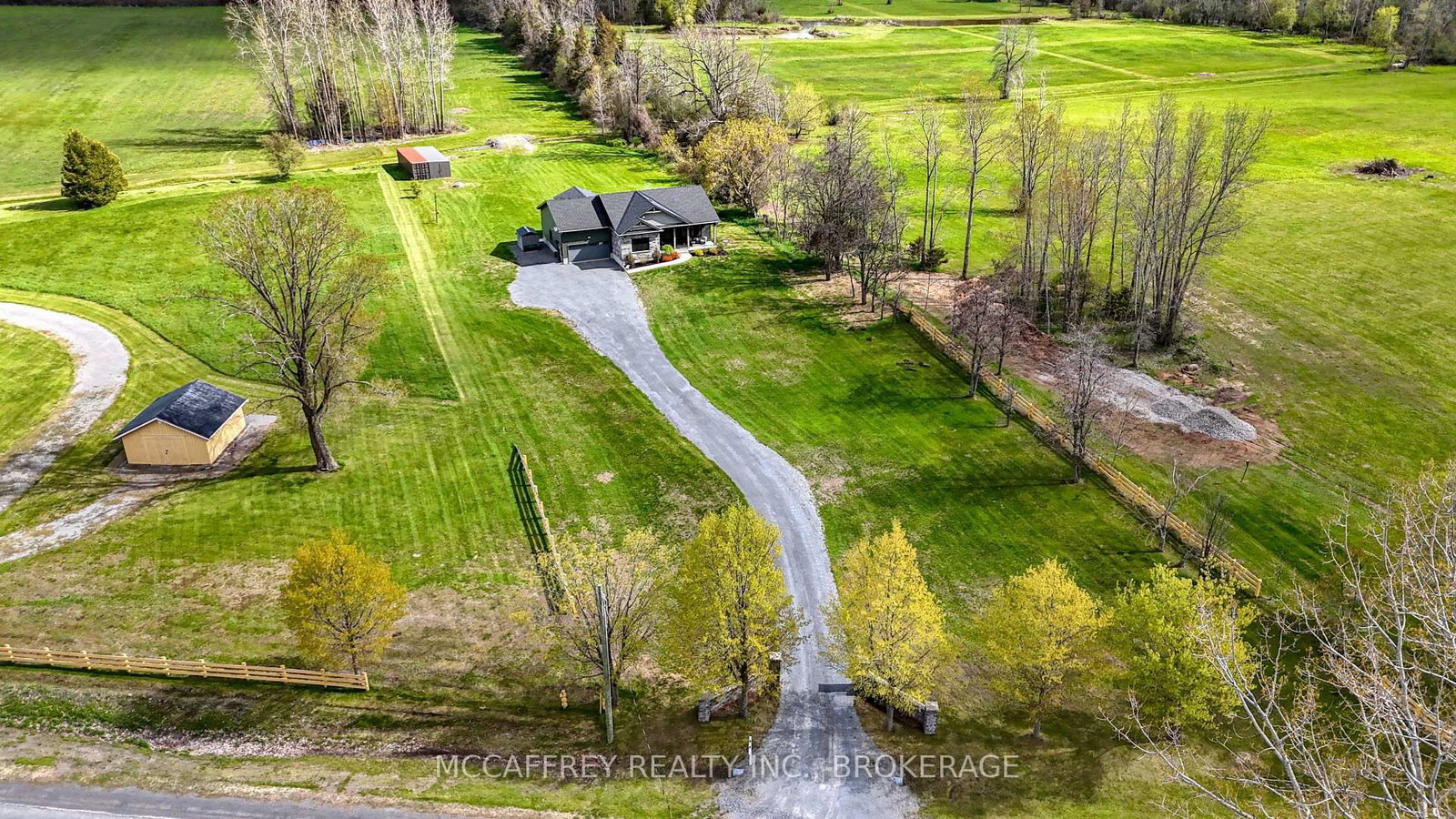 1930 County Rd 9 • Napanee, ON photo 44